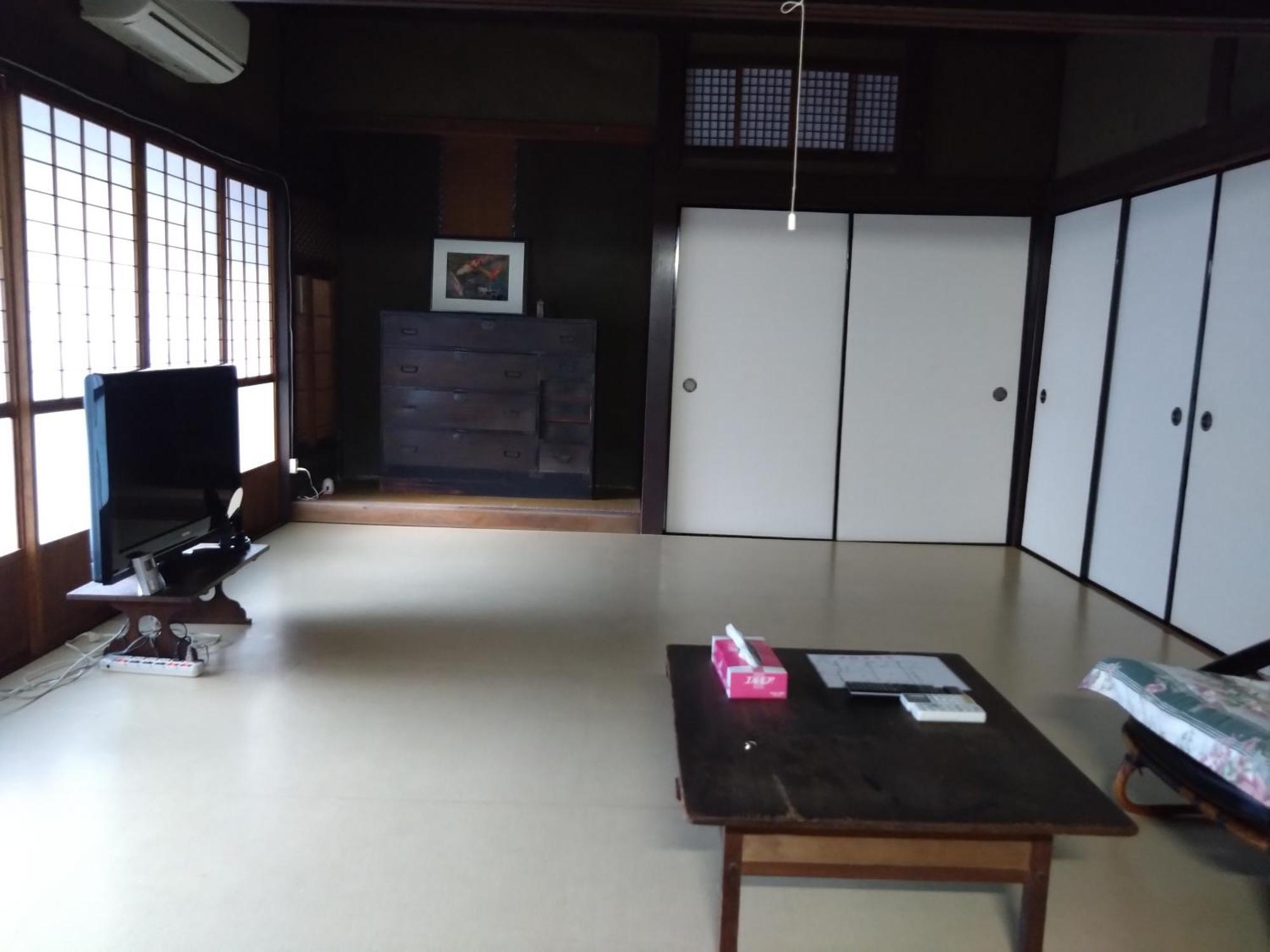ゲストハウス　シン熊野 Tanabe Buitenkant foto
